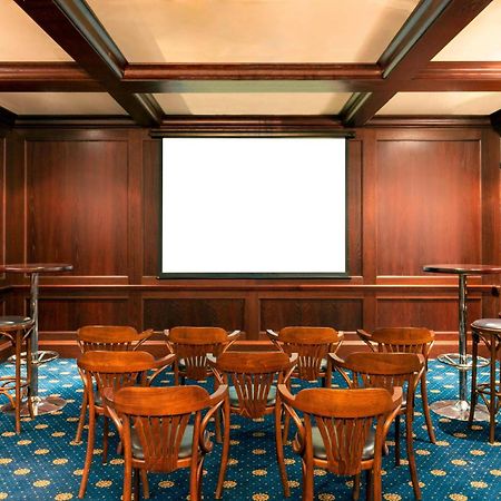 Four Points By Sheraton Bur Dubai Exterior photo