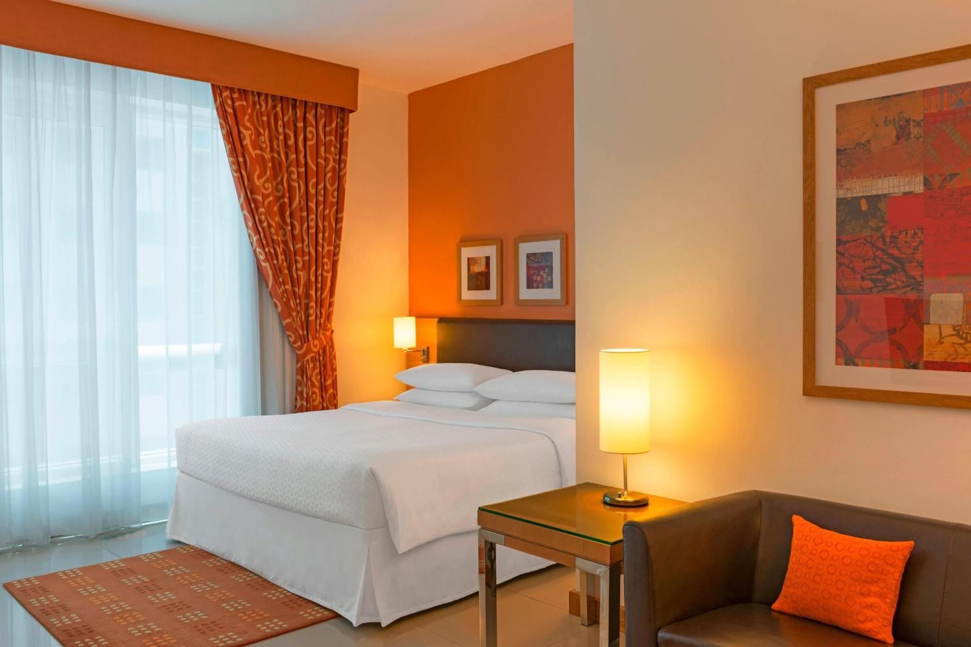 Four Points By Sheraton Bur Dubai Exterior photo