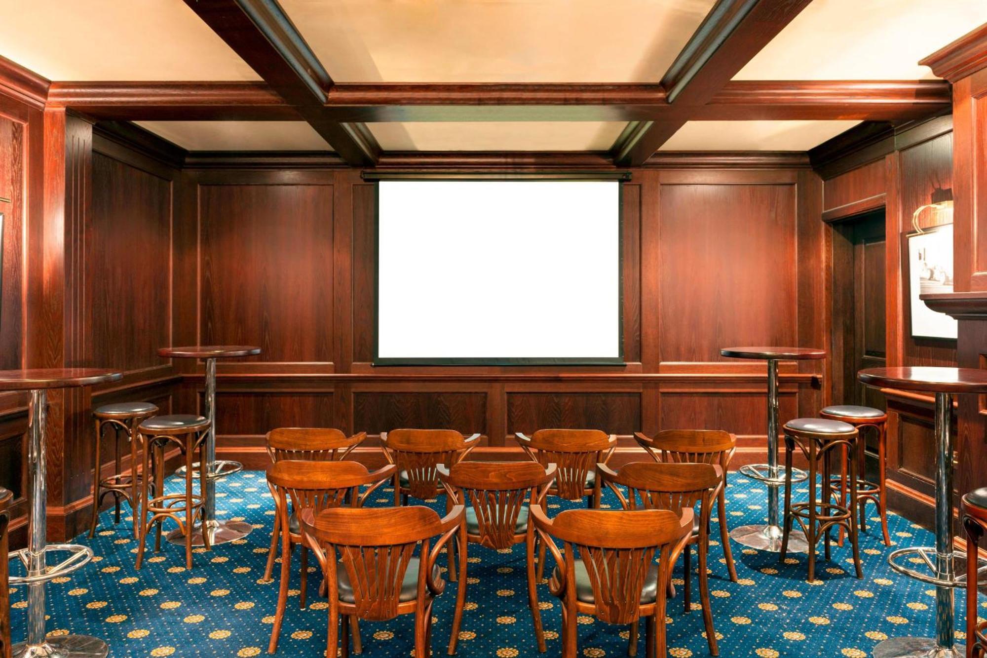 Four Points By Sheraton Bur Dubai Exterior photo
